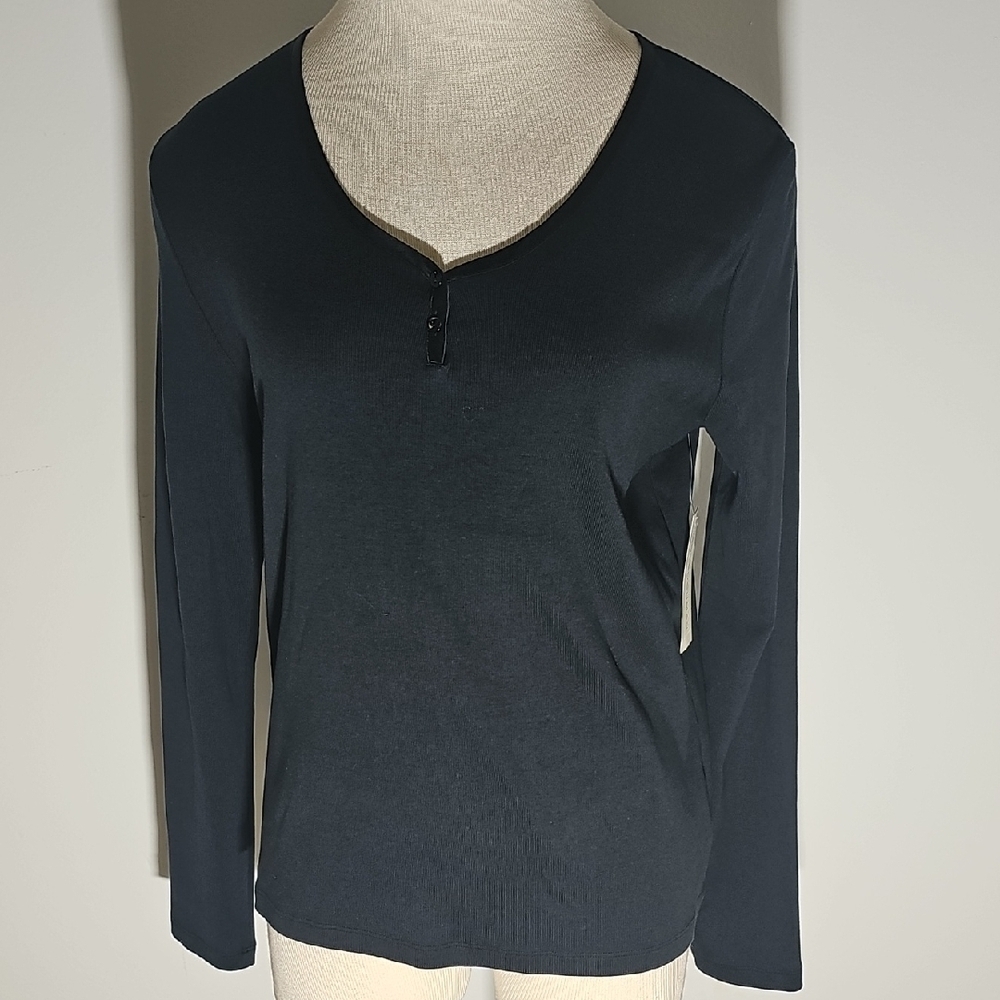 Dana Buchman Black Long Sleeve Women's‎ Top. NWT. Size Meduim Henley.